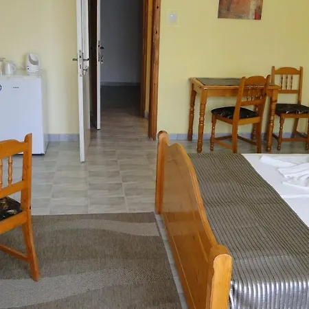 فندق Stemak بوموري