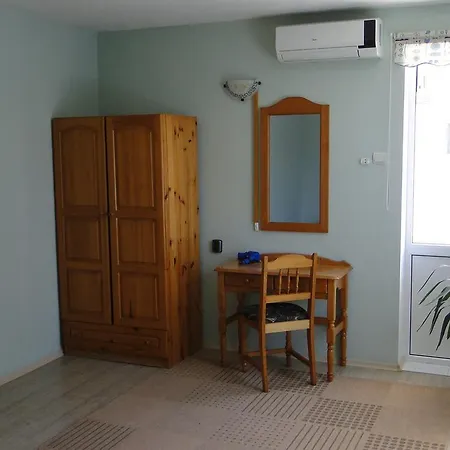 Stemak فندق بوموري